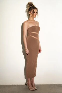 Pecan Unpredictable Midi Dress 31 Pecan Unpredictable Midi Dress -Jluxlabel Dress Shop FORMATION2022 P1 60