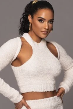 Ivory Cross Paths Plush Three-Piece Set 21 Ivory Cross Paths Plush Three-Piece Set -Jluxlabel Dress Shop PRODUCT JAN192023 77