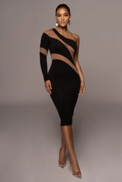 Black Eyes For You Midi Dress