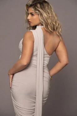 Seashell Edge Of Romance Midi Dress 35 Seashell Edge Of Romance Midi Dress -Jluxlabel Dress Shop PRODUCT MAR132023 110