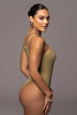 Olive Akito Ribbed Bodysuit 15 Olive Akito Ribbed Bodysuit -Jluxlabel Dress Shop PRODUCT NOV172022 125