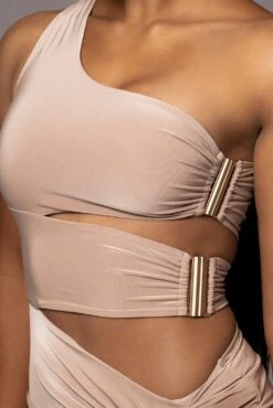 Camel One Night Only Dress 17 Camel One Night Only Dress -Jluxlabel Dress Shop PRODUCT NOV32022 HOLIDAY 15