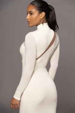 Buttercream Abigail Midi Dress 23 Buttercream Abigail Midi Dress -Jluxlabel Dress Shop PRODUCT OCT32022 PART2 81