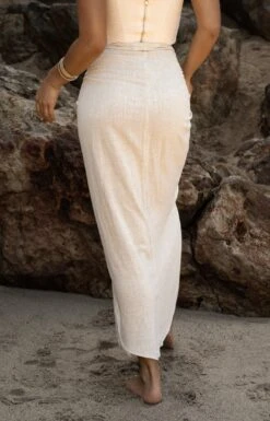 Natural Saylor Linen Sarong 40 Natural Saylor Linen Sarong -Jluxlabel Dress Shop SUMMER5 PART1 58 65328906 8091 4649 b028 4b80822b2043